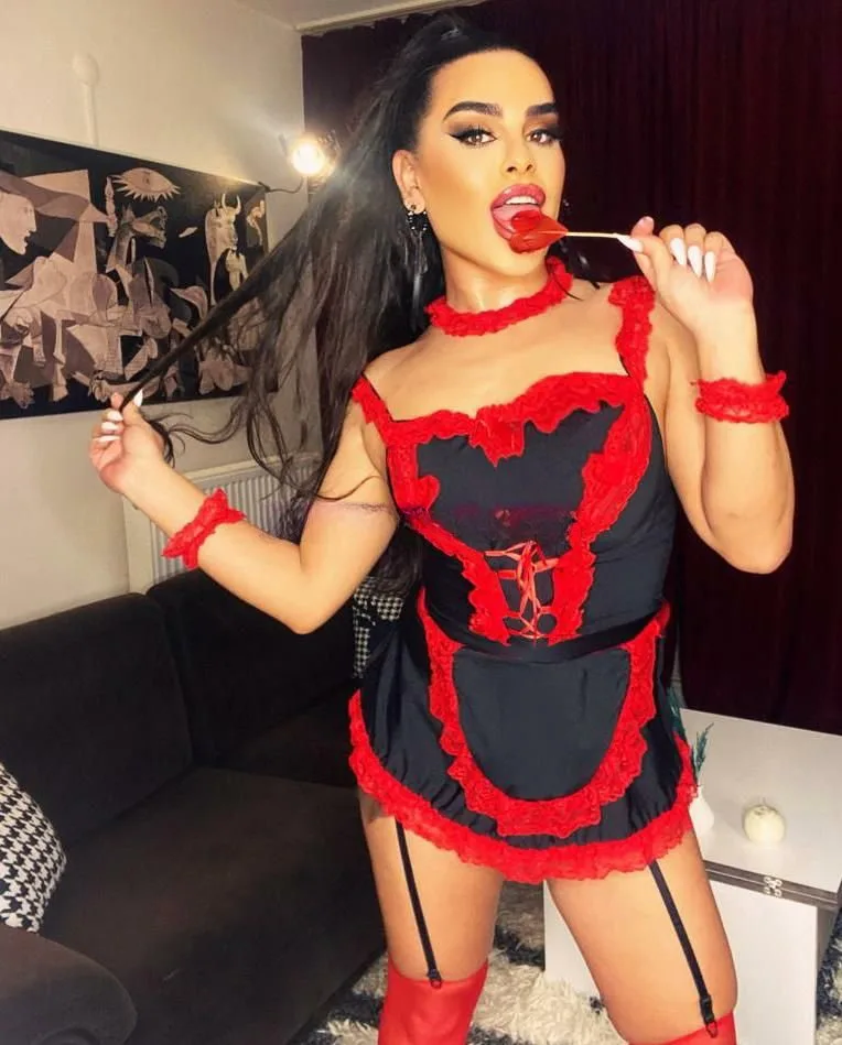 SEREL ORAL escort Berlin